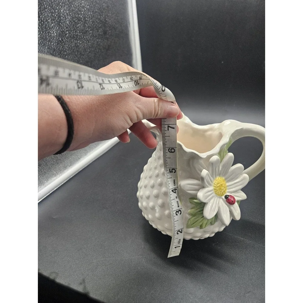 Cracker‎ Barrel Vintage DAISY Hobnail White Ceramic Pitcher with Ladybug
